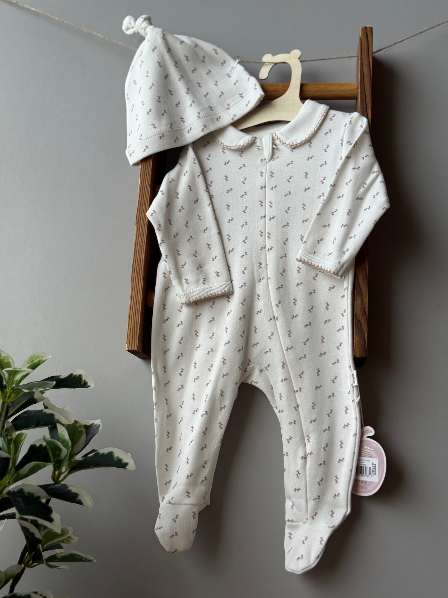 Petite rose garden overall