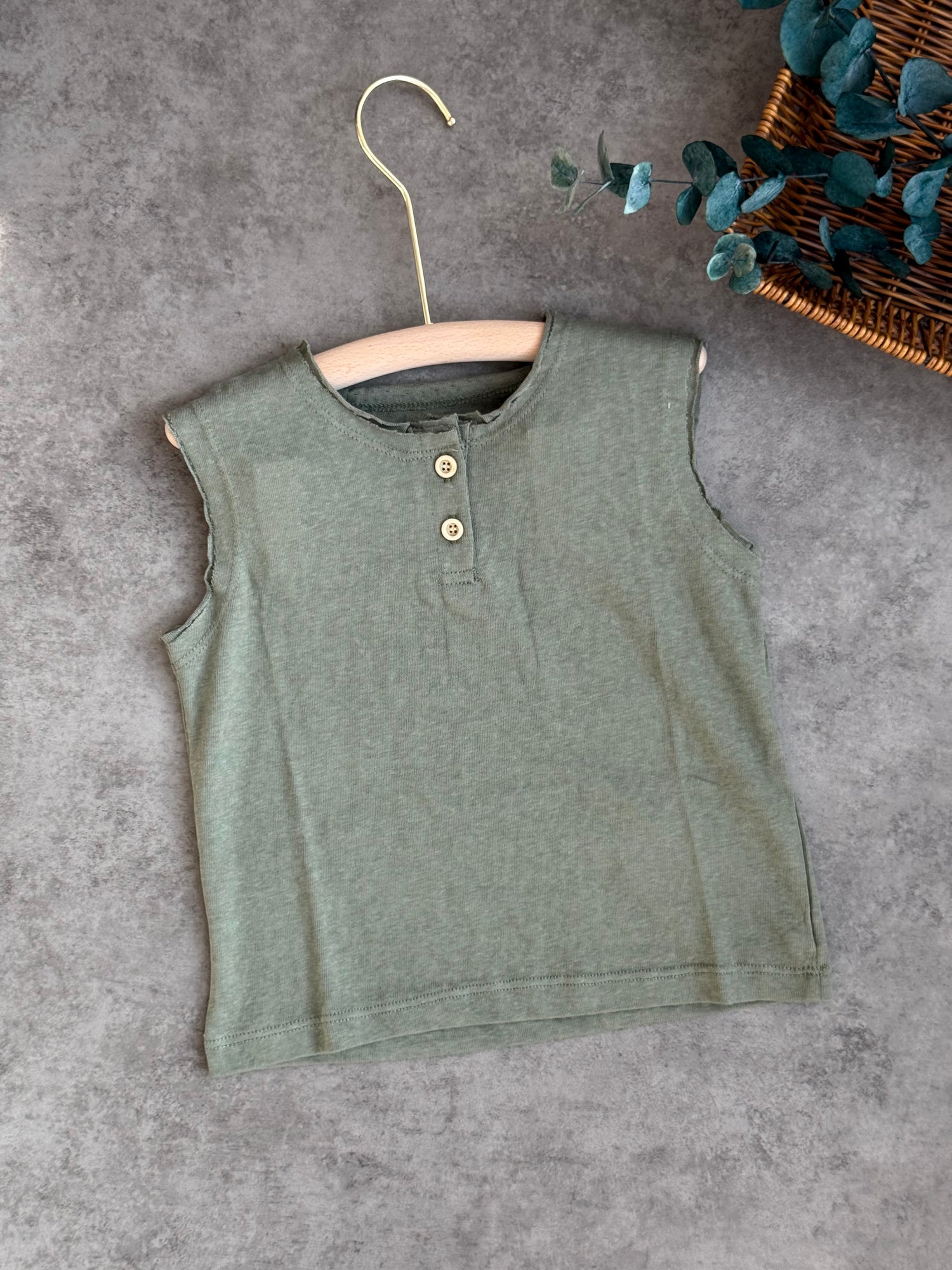 Nature basic tank