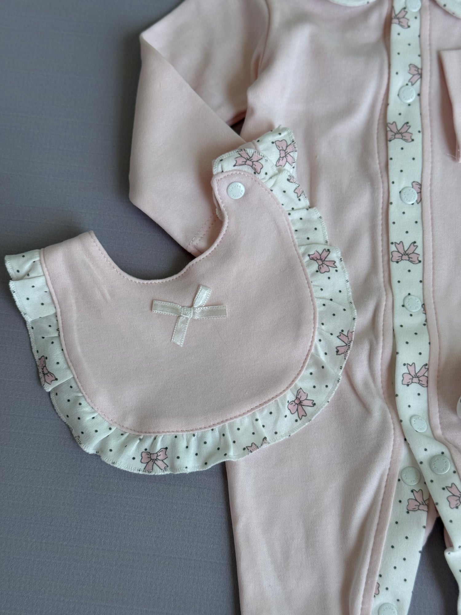 Bowie hospital set