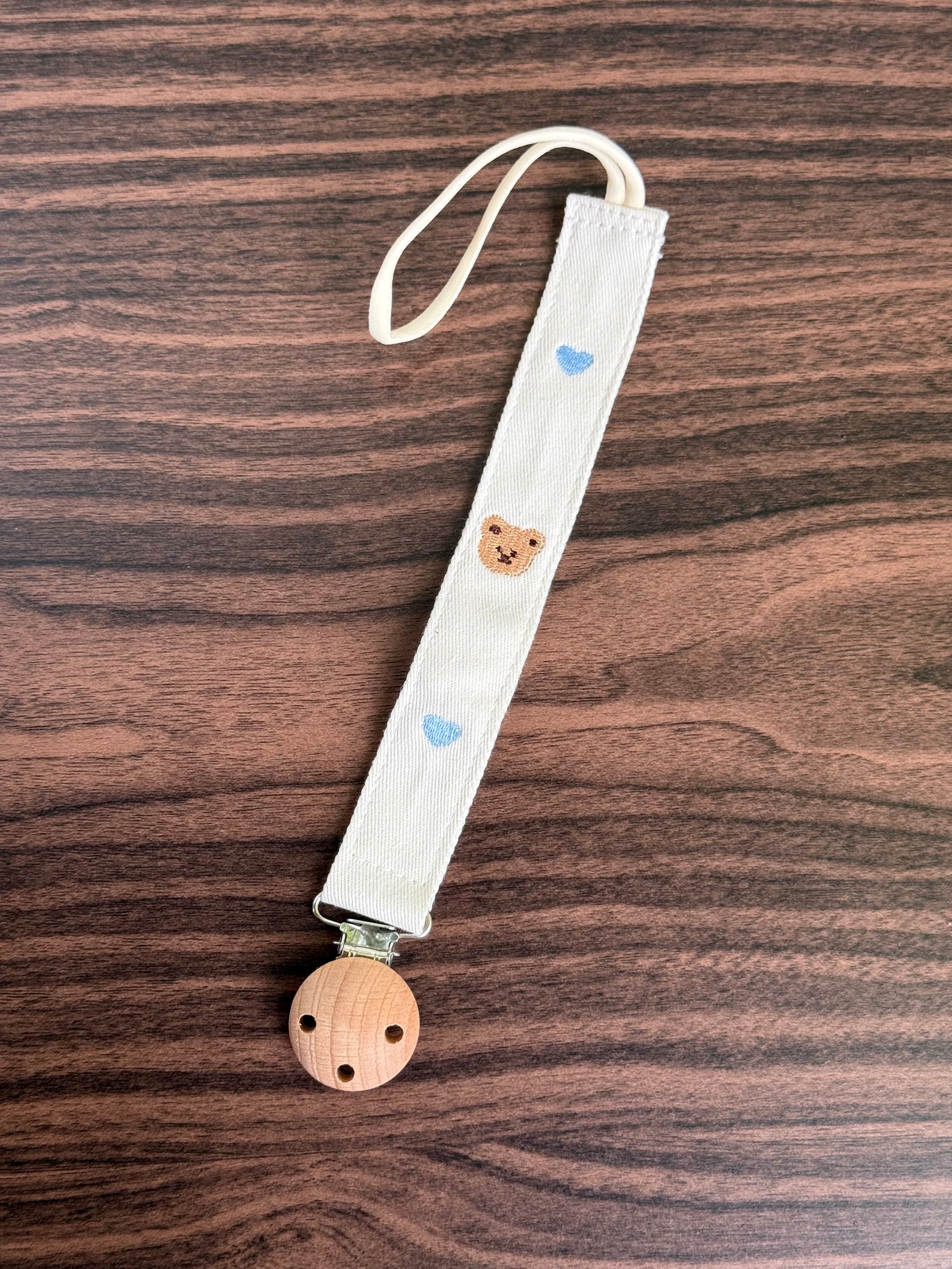Teddy hearts pacifier holder