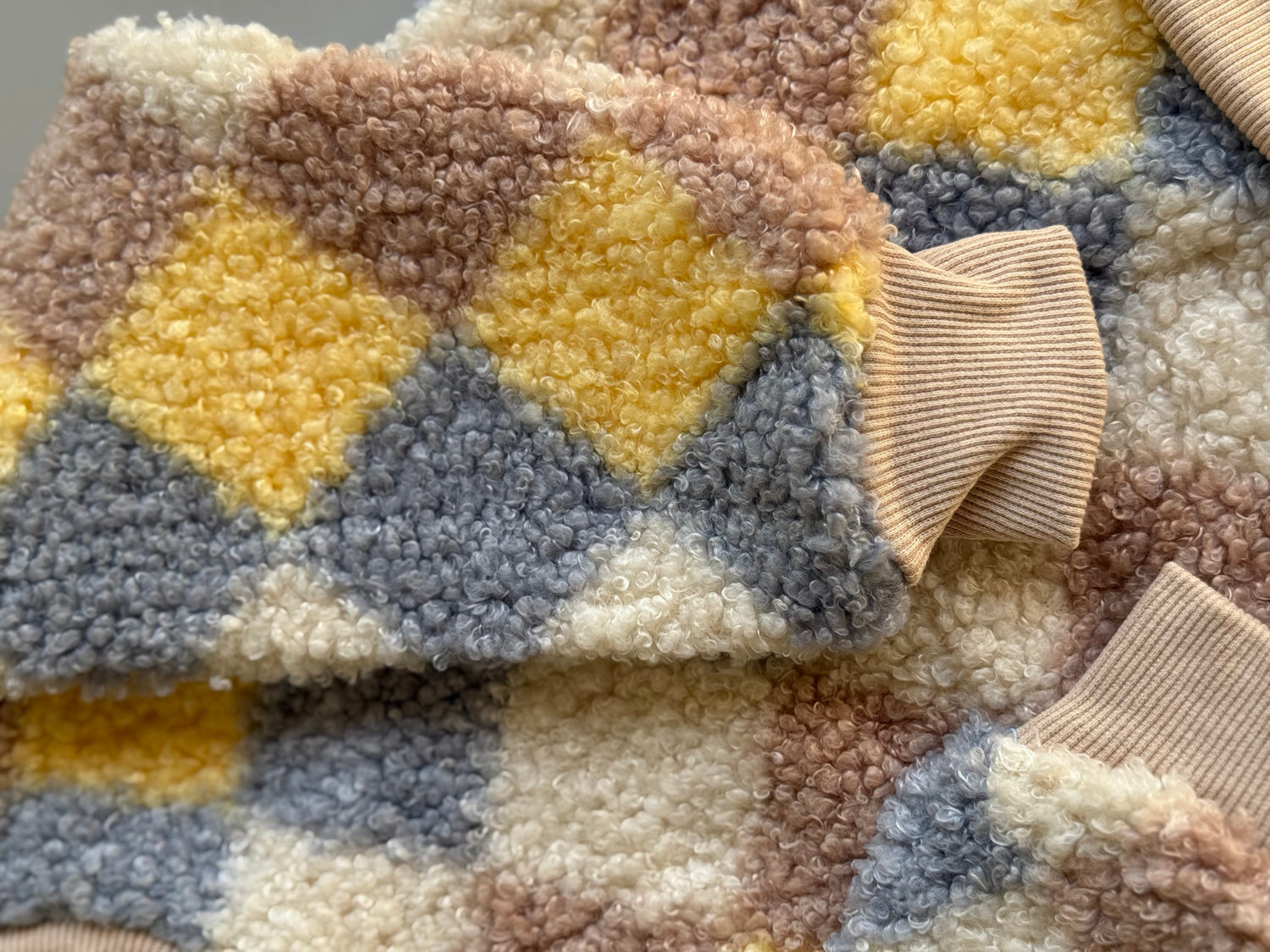 Sherpa rhombus sweater