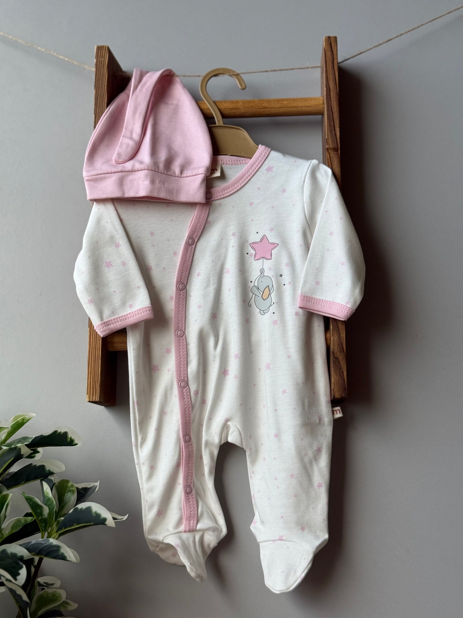 Elephant’s nights overall/pink
