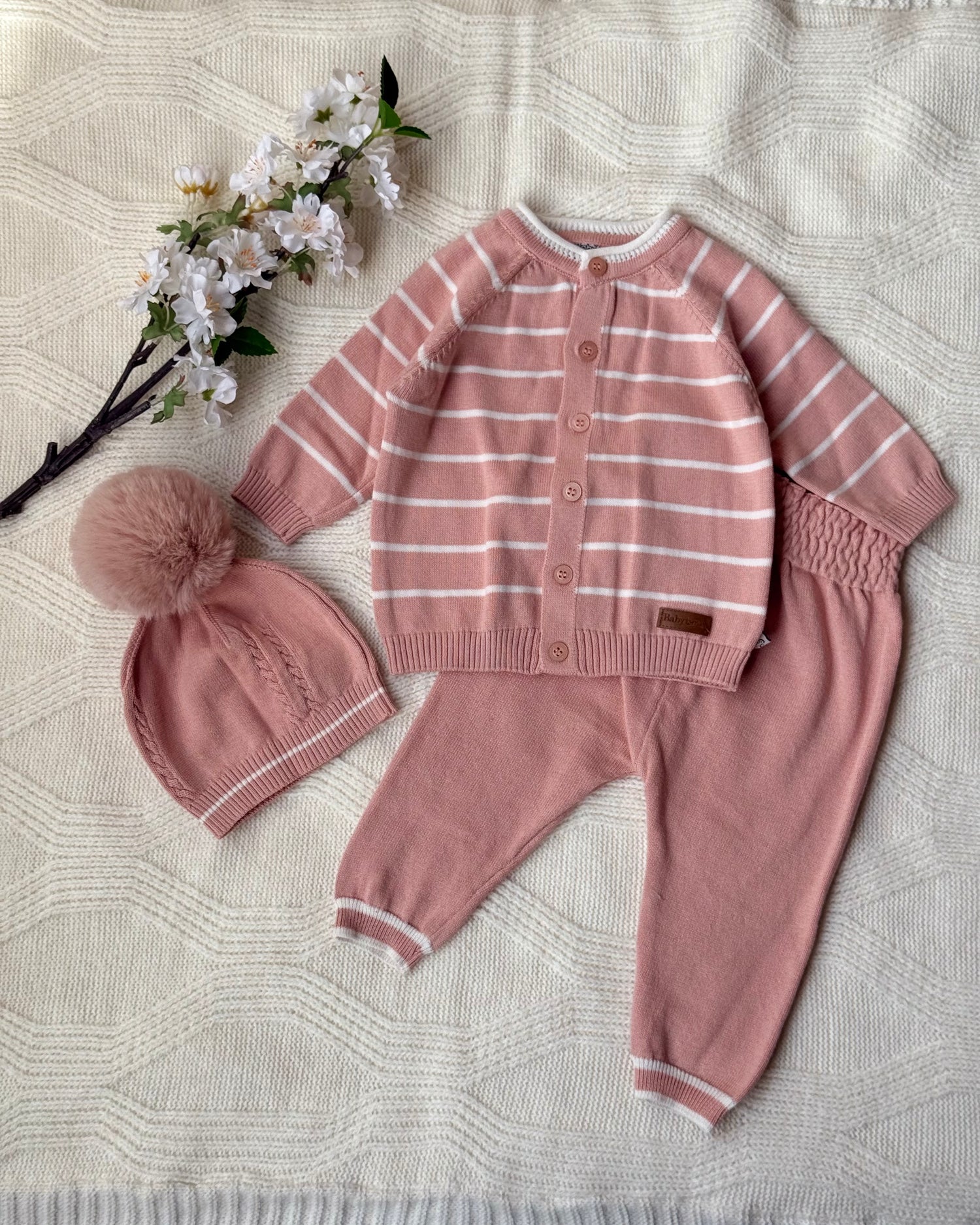 pink striped knitted set