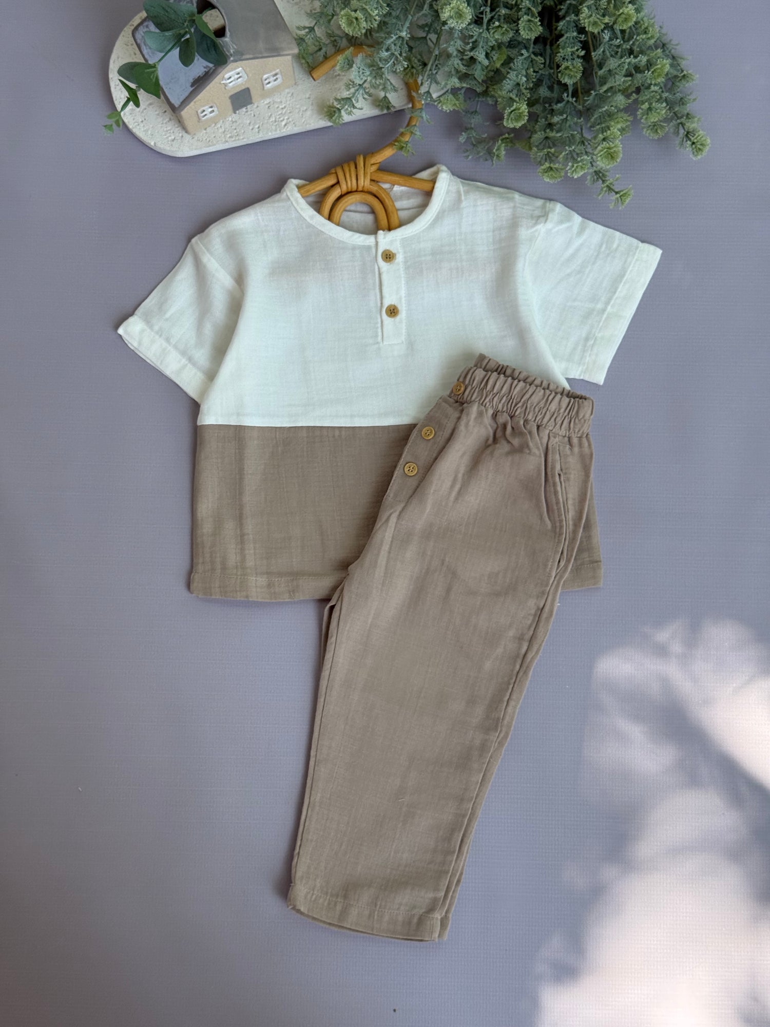 The Theo set