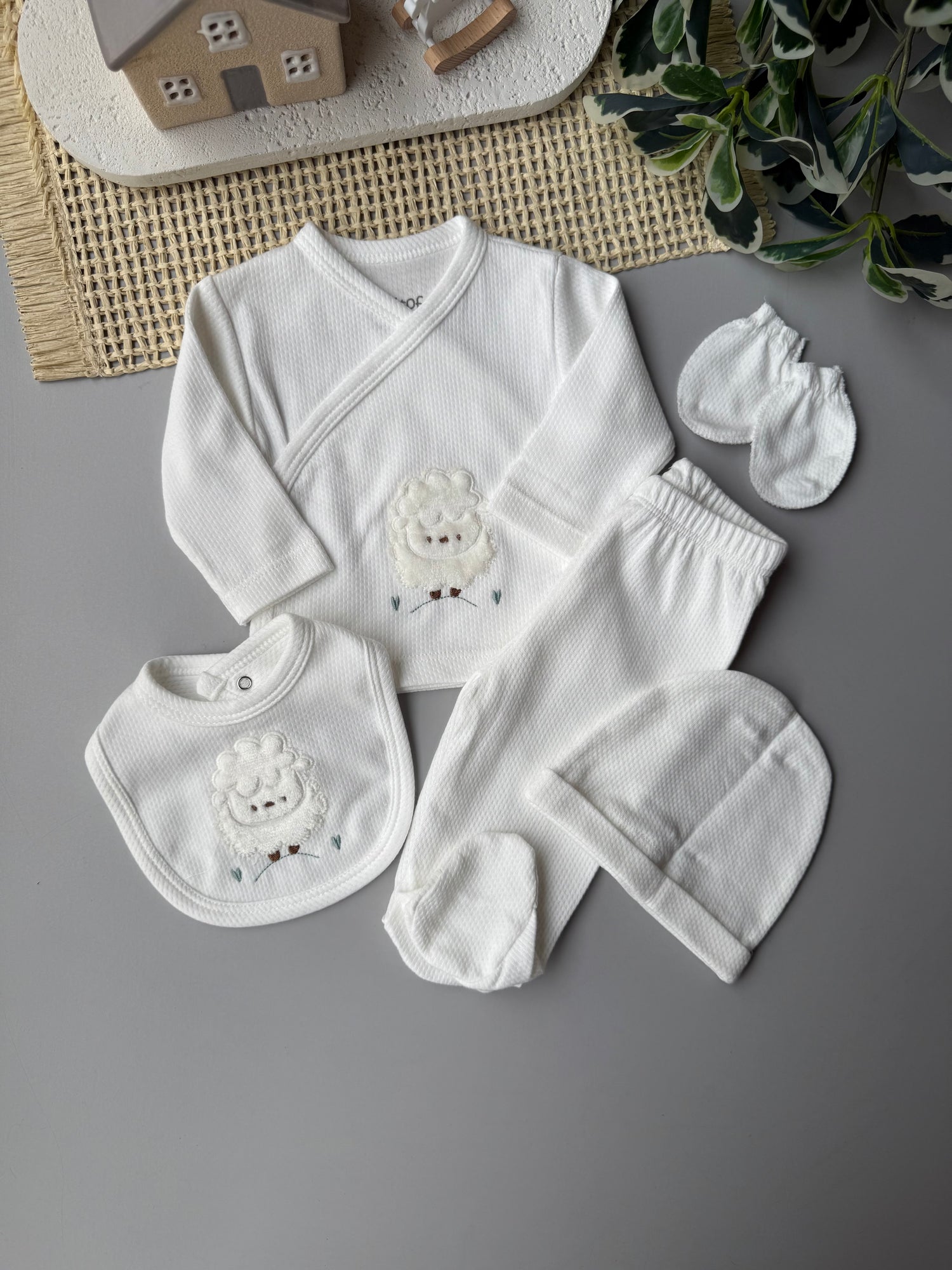 Fluffy sheep newborn set