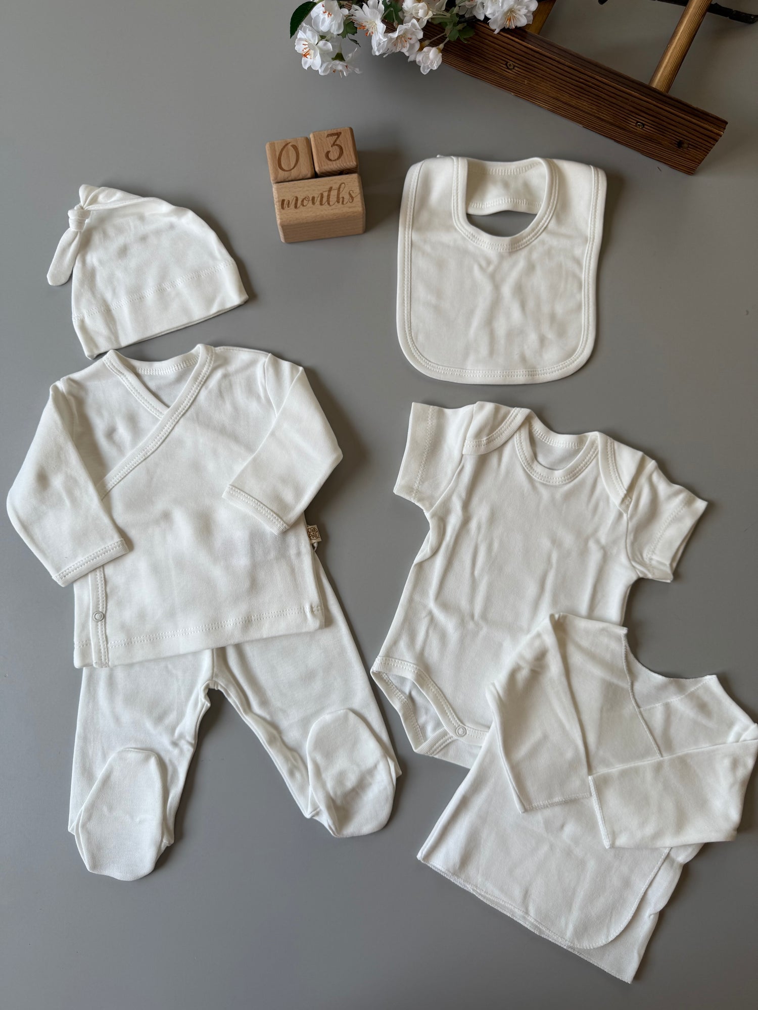 Basic unisex set