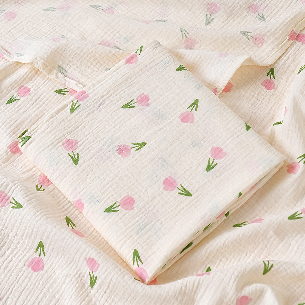 Tulips muslin blanket