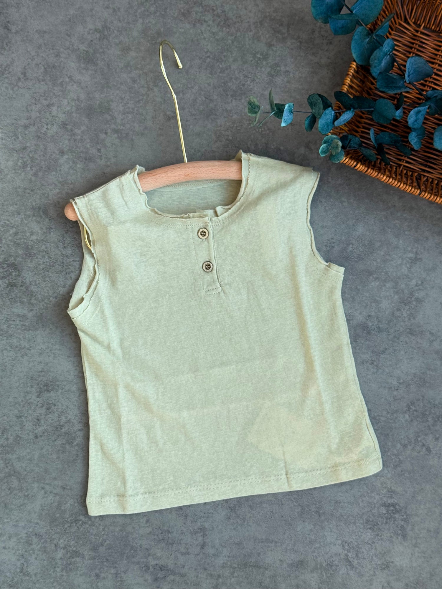Nature basic tank