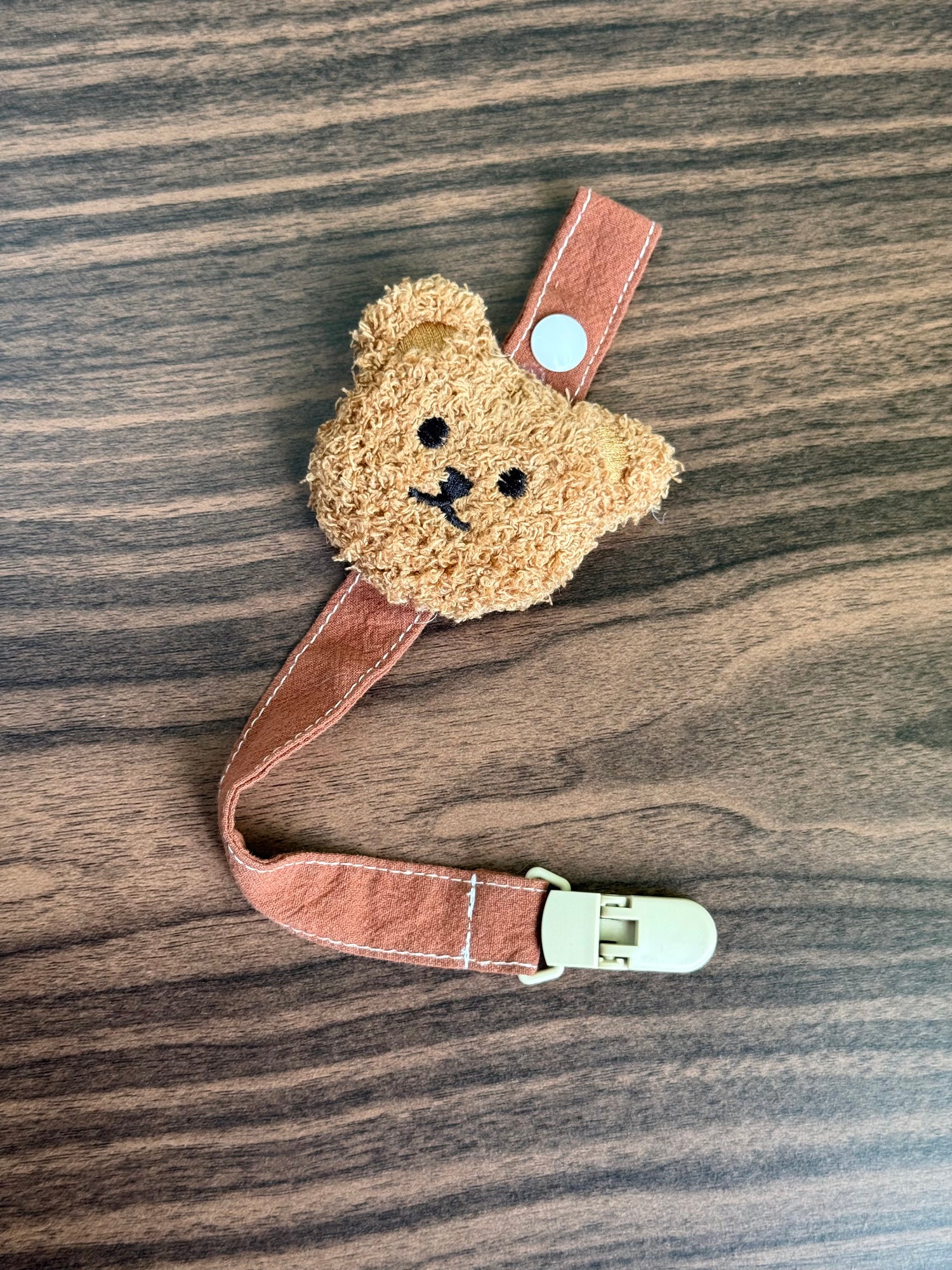 Teddy pacifier holder