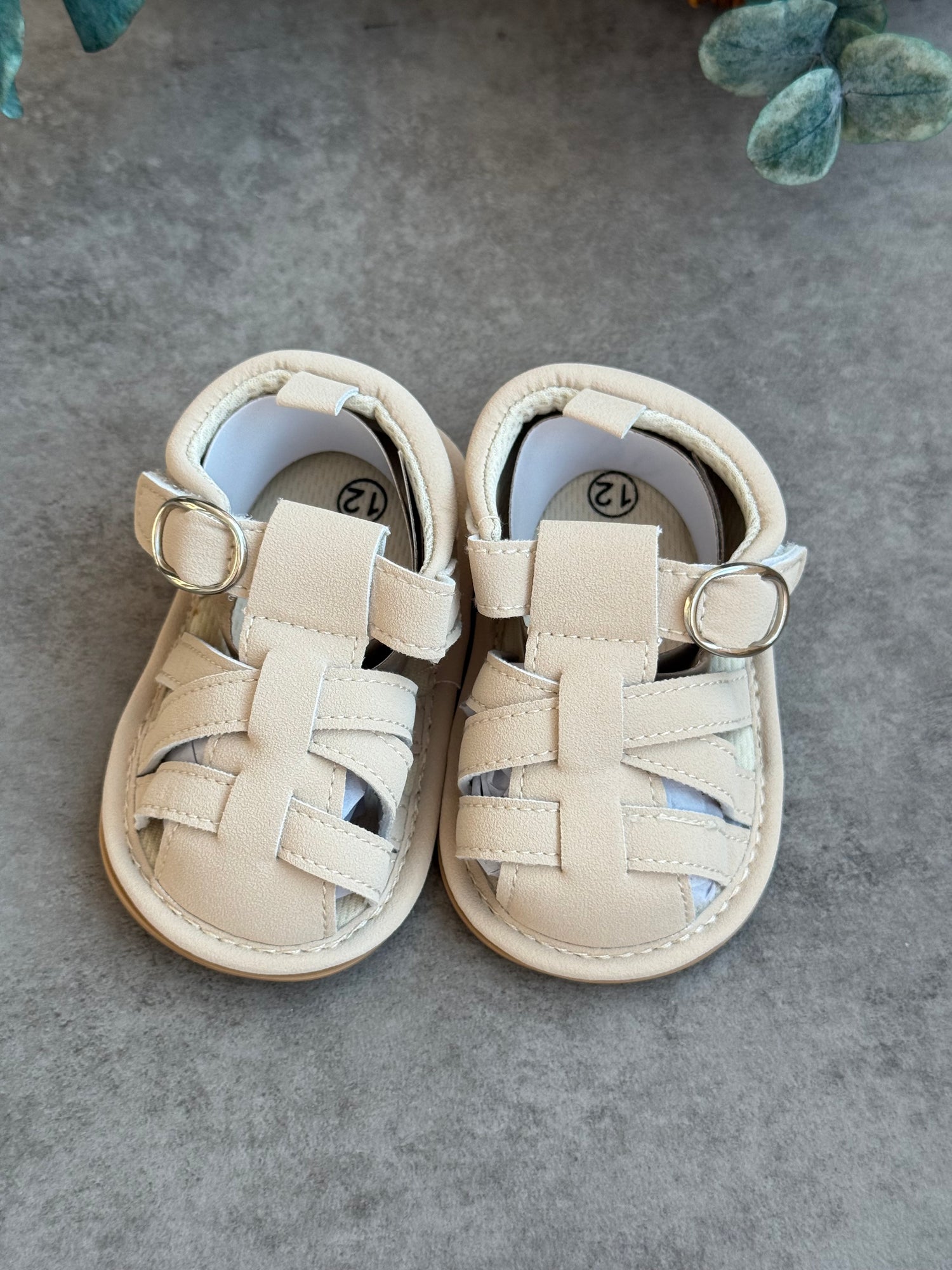 Little wanderer sandals
