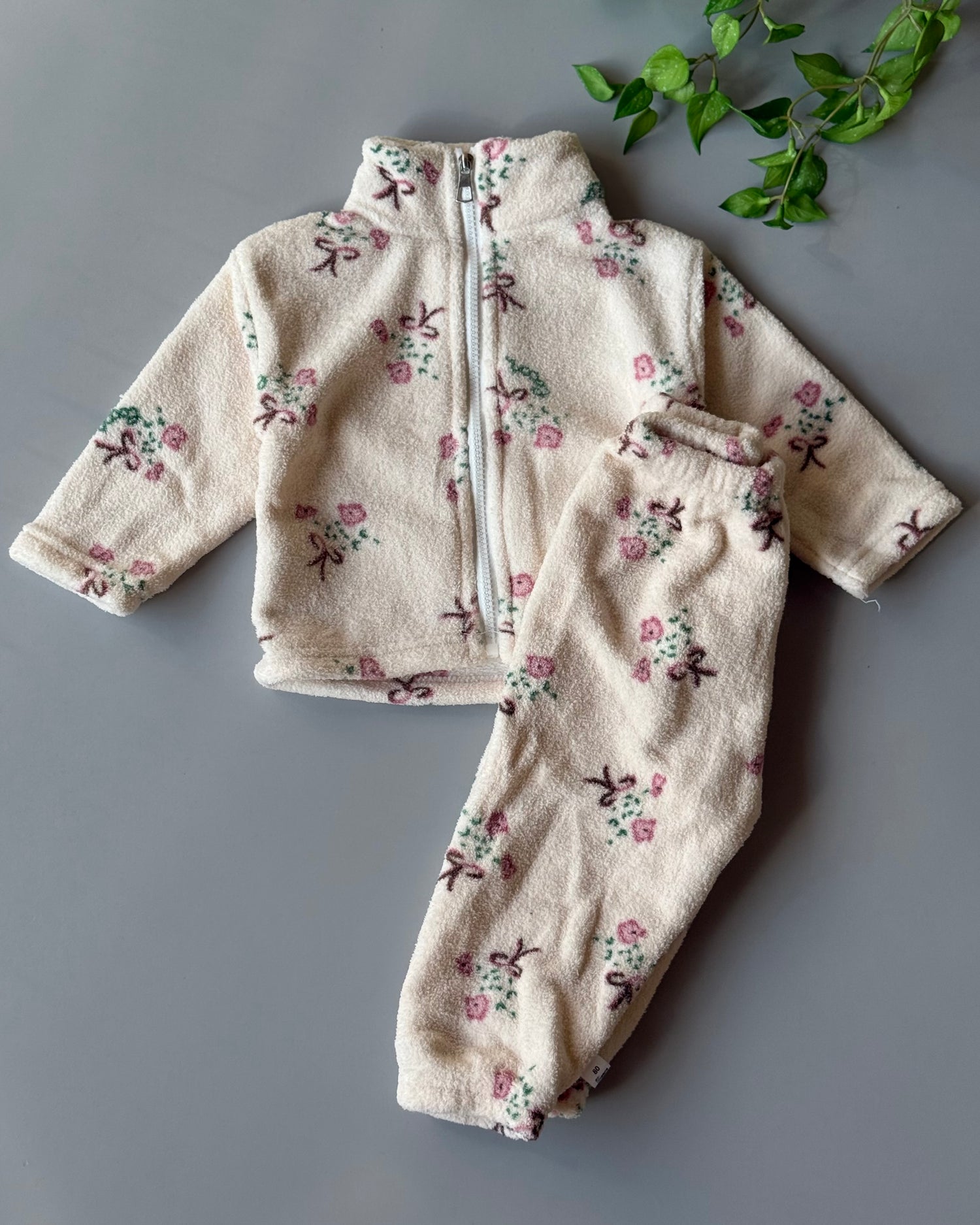 flora zipper moehair pajama