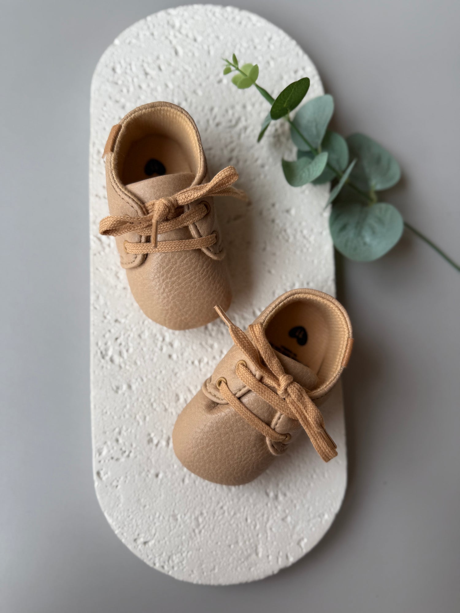 Camel leather shoes