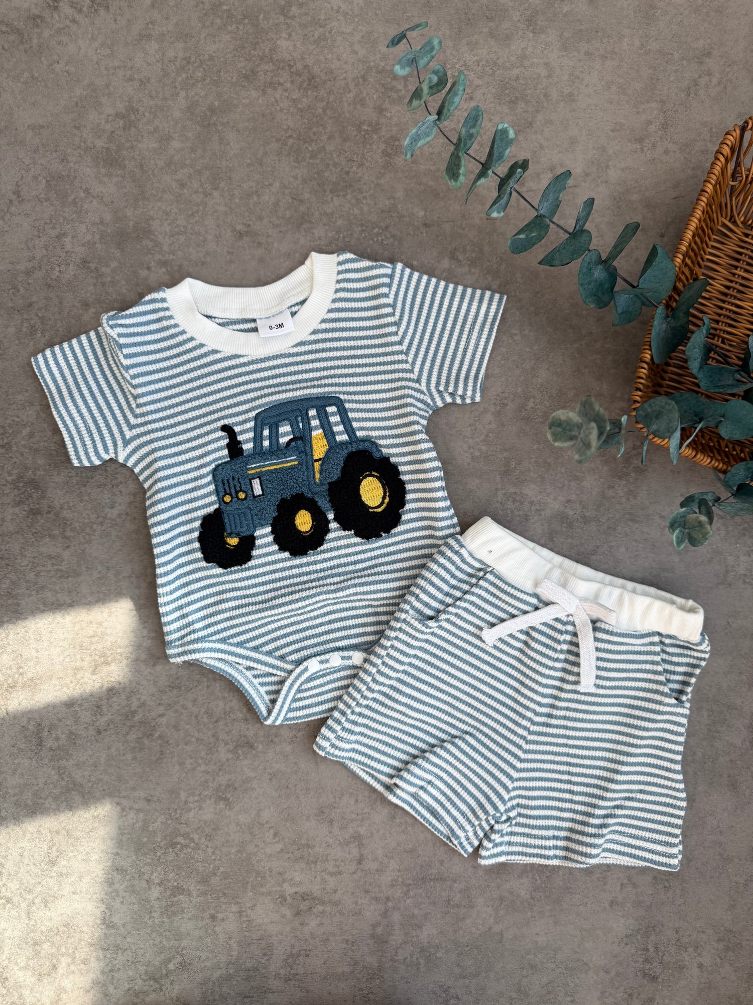 Striped truck set/snap buttoned