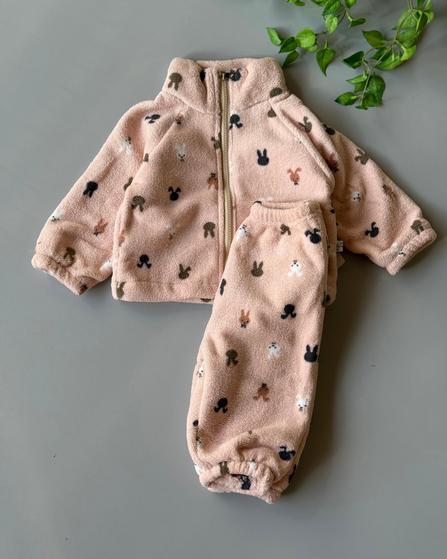 bunnies zipper moehair pajama
