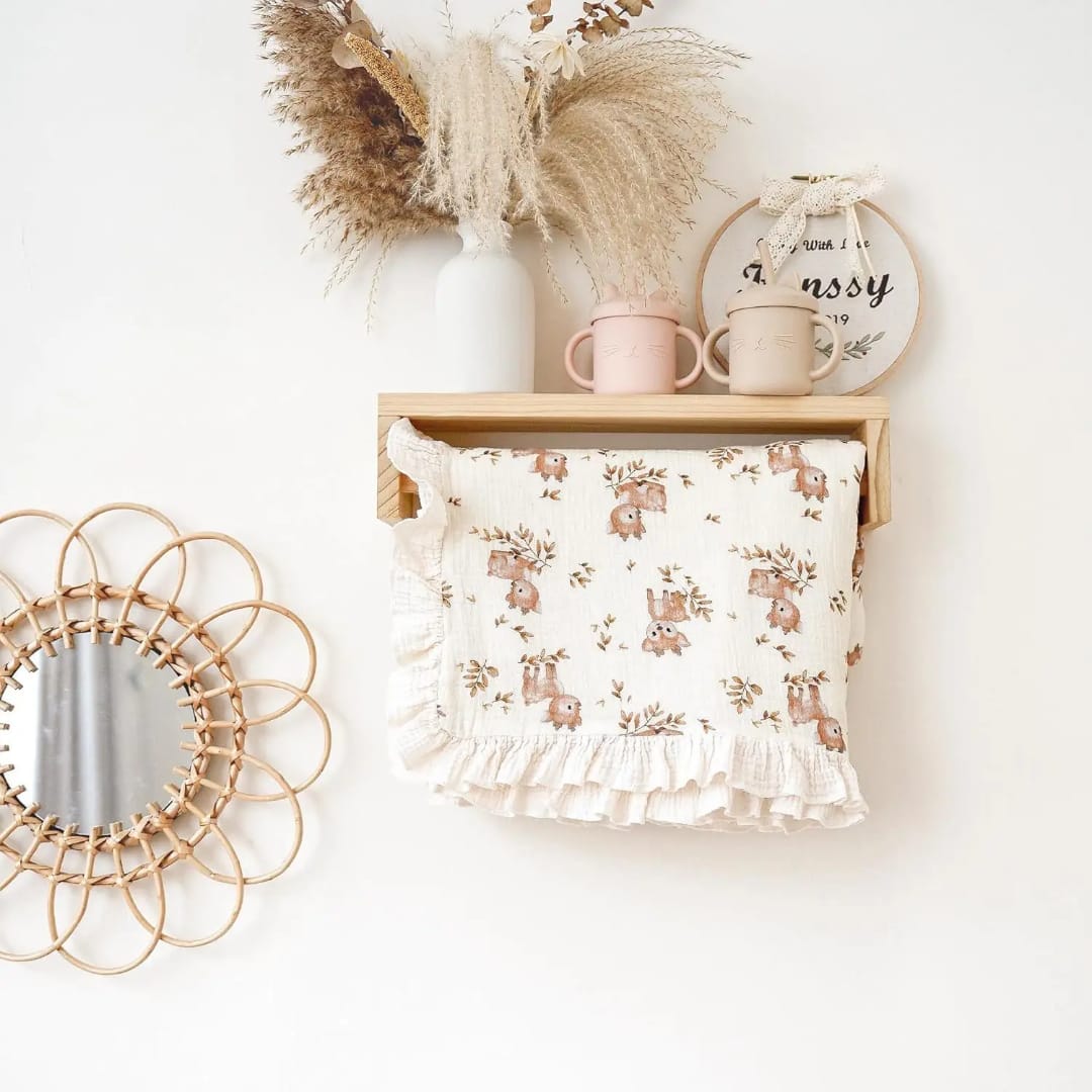 Bambi Meadow Ruffled blanket