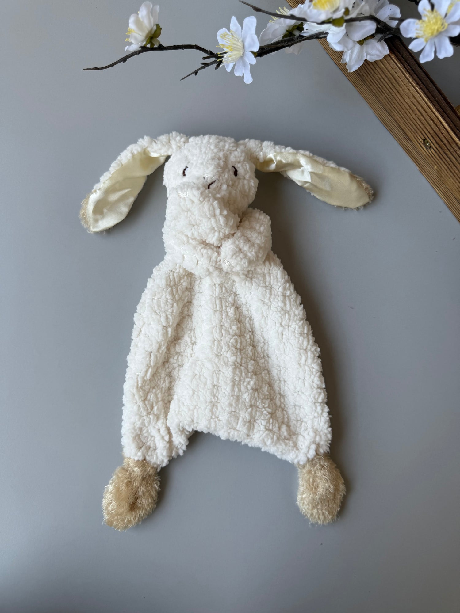 Bunny plush doudou
