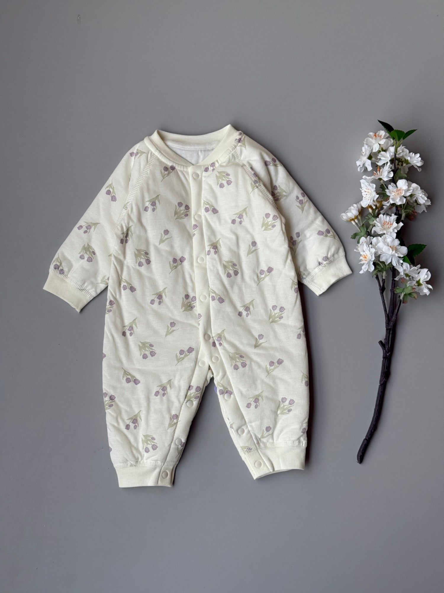 Purple tulips thick overall